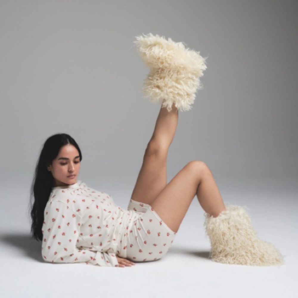 SKIMS Faux Fur Boots 40